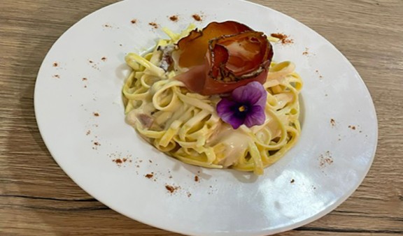 GIOGUSTO BURNHAUPT